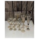 CHAMPAGNE FLUTES & WINE GOBLETS