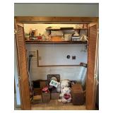 CONTENTS OF BEDROOM CLOSET: HOME DECOR, STUFFED