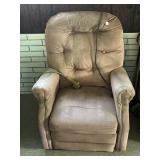 POWER RECLINER CHAIR APPROX 31" X 38" X 26"