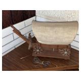 COVERED WAGON LAMP (ROARING SPRINGS, PA)