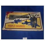 TRIPLE CHANGER HELICOPTER/JET/ROBOT