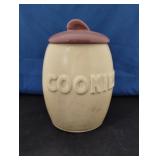 BRUSH USA 930 MARKED COOKIE JAR BROWN & YELLOW
