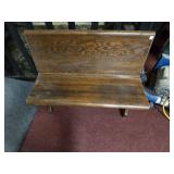 WOODEN BENCH APPROX 42.25" X 15.5" X 31.5"