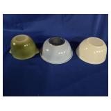 FIRE KING GREEN OMBRE MIXING BOWL, PYREX 1 1/2 QT