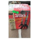 Telescoping jacks