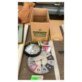 Clock, wireless mouse X3, assorted cords