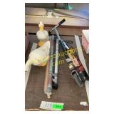 Scooter, duck decor, unipod