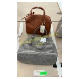 VR NYC & universal thread purses