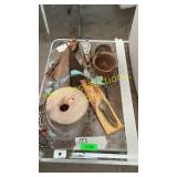 Assorted household goods