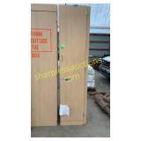 Large 1 door cabinet