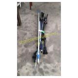 Car top bracket, paint sticks