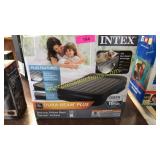 Intex air bed - queen