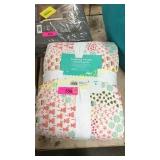 Pillowfort quilt - full/queen