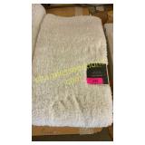 Spa bath rug