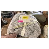 King size knit blanket