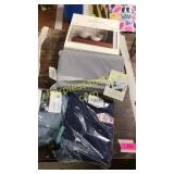 Curtains, outdoor blanket, mini bowls