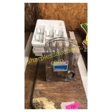 Flatware set, utensil organizers