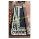 7 ft 10 x 10 ft 10 in area rug