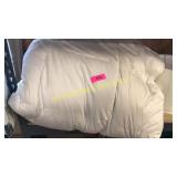 Eagerly feather mattress topper - queen