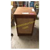 Lafayette floor speaker