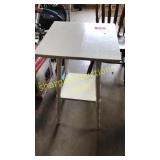 Plant stand/ side table