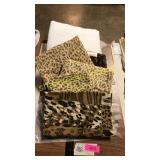 Twin sheet set with mattress pad