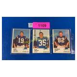 3 1961 Fleer football cards- Unitas, Amache, Berry