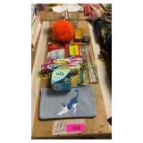 Assorted household goods, 8oz measuring glass