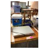 Plant stand, Polaroid drm-2001G DVD player &