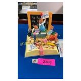 1989 Ensco wind up music box with moving mice