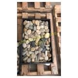 Small tub Mexican beach pebbles