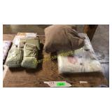 Table clothes, dining chair cover, pillow