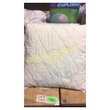 Throw pillows, throw blanket