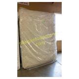 Queen mattress and box spring set