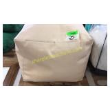 Soft cube ottoman/chair