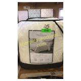 Threshold king quilt set