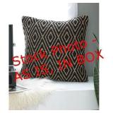 Scratch/Dent Pillows A1000933