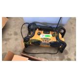 DeWalt radio