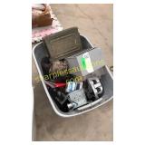 Tote of hitches, hardware