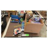 Assorted household goods