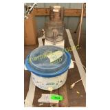 Crockpot, cuisinart food processor