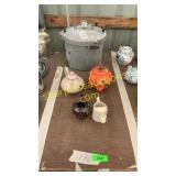 Teapots, pressure cooker