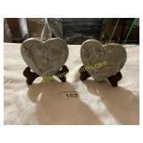 Isabel Bloom flowers on hearts (1 chipped)