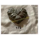 Isabel Bloom Heart on Heart (chipped)