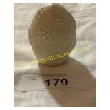 Isabel Bloom egg with flowers