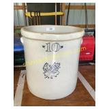 10 gallon Western Stoneware Co crock (chips)