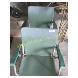 2 Metal lawn chairs