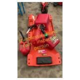 Gas cans, mechanic roller