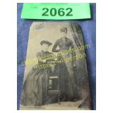 Civil War era tin type with women