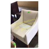 Swoop arm dinging chair